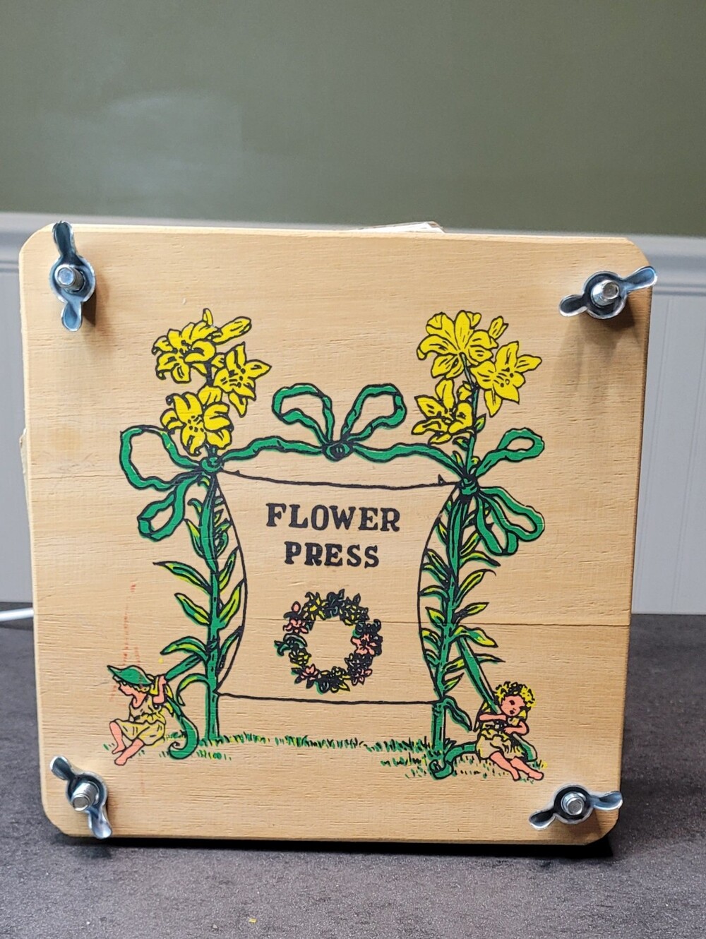 Vintage Wooden Flower Press with Inserts - Daffodil Fairy Design